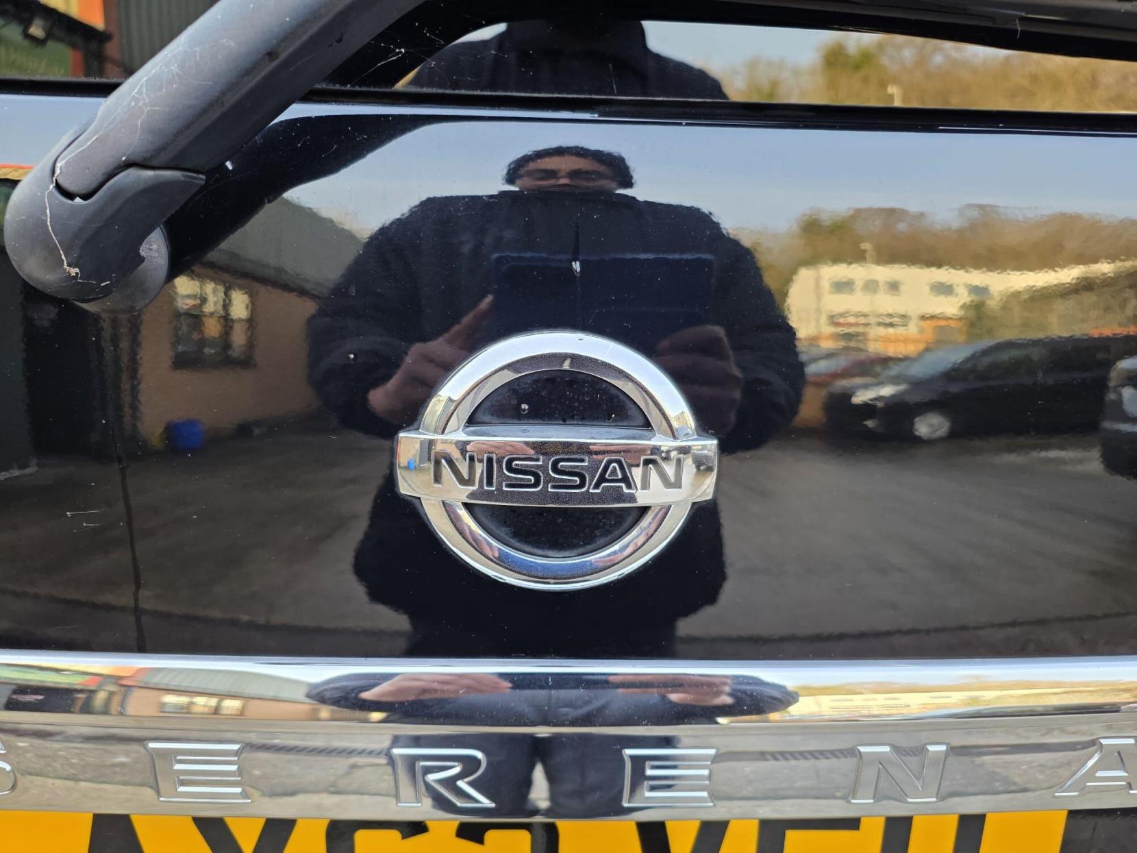 Nissan Serena 2.0 S-Hybrid 20X Highway Star Auto