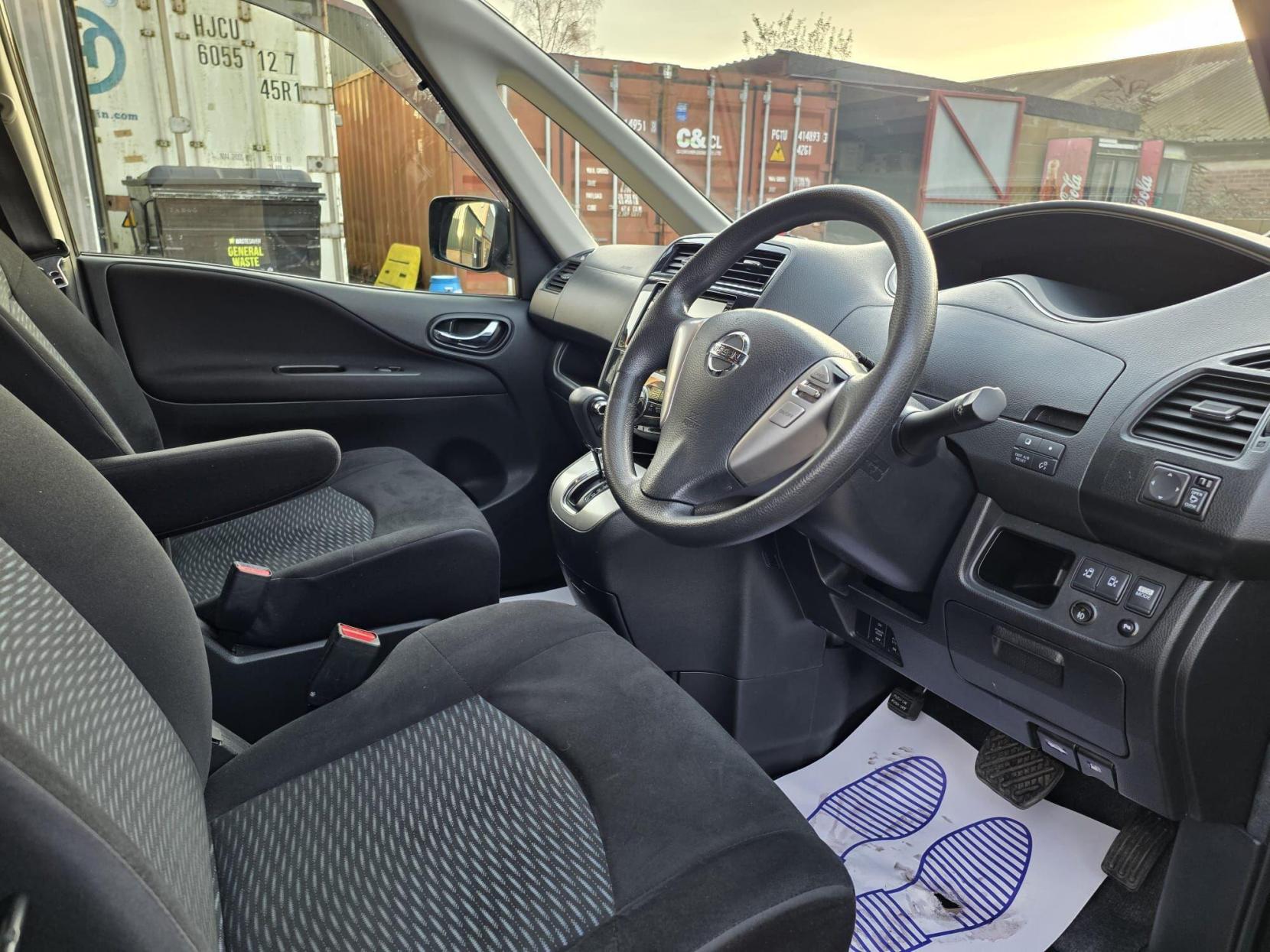 Nissan Serena 2.0 S-Hybrid 20X Highway Star Auto