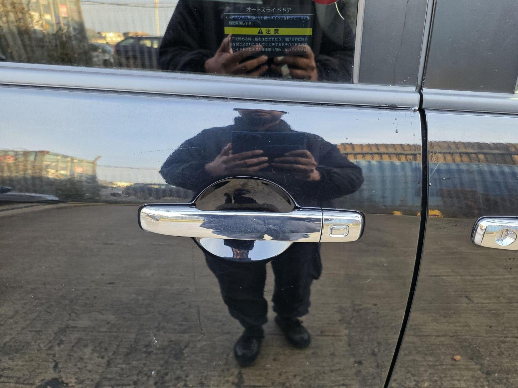 Nissan Serena 2.0 S-Hybrid 20X Highway Star Auto