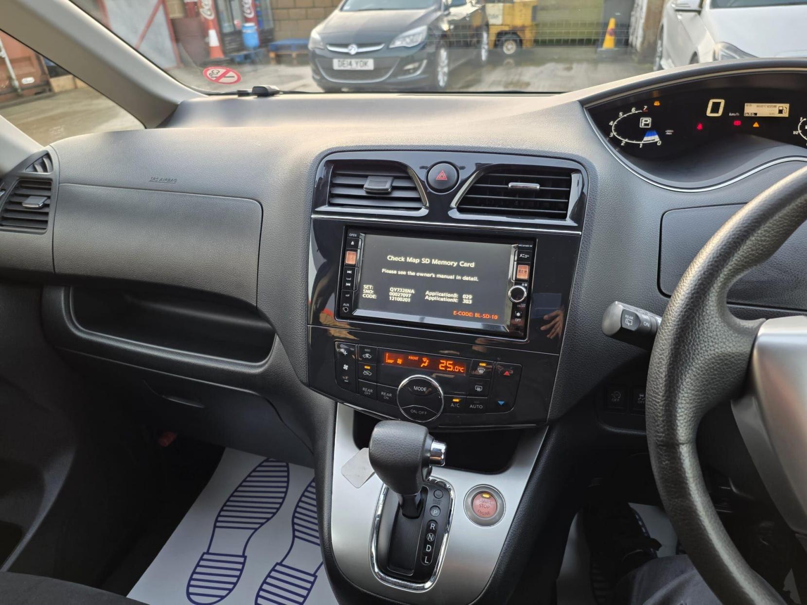 Nissan Serena 2.0 S-Hybrid 20X Highway Star Auto