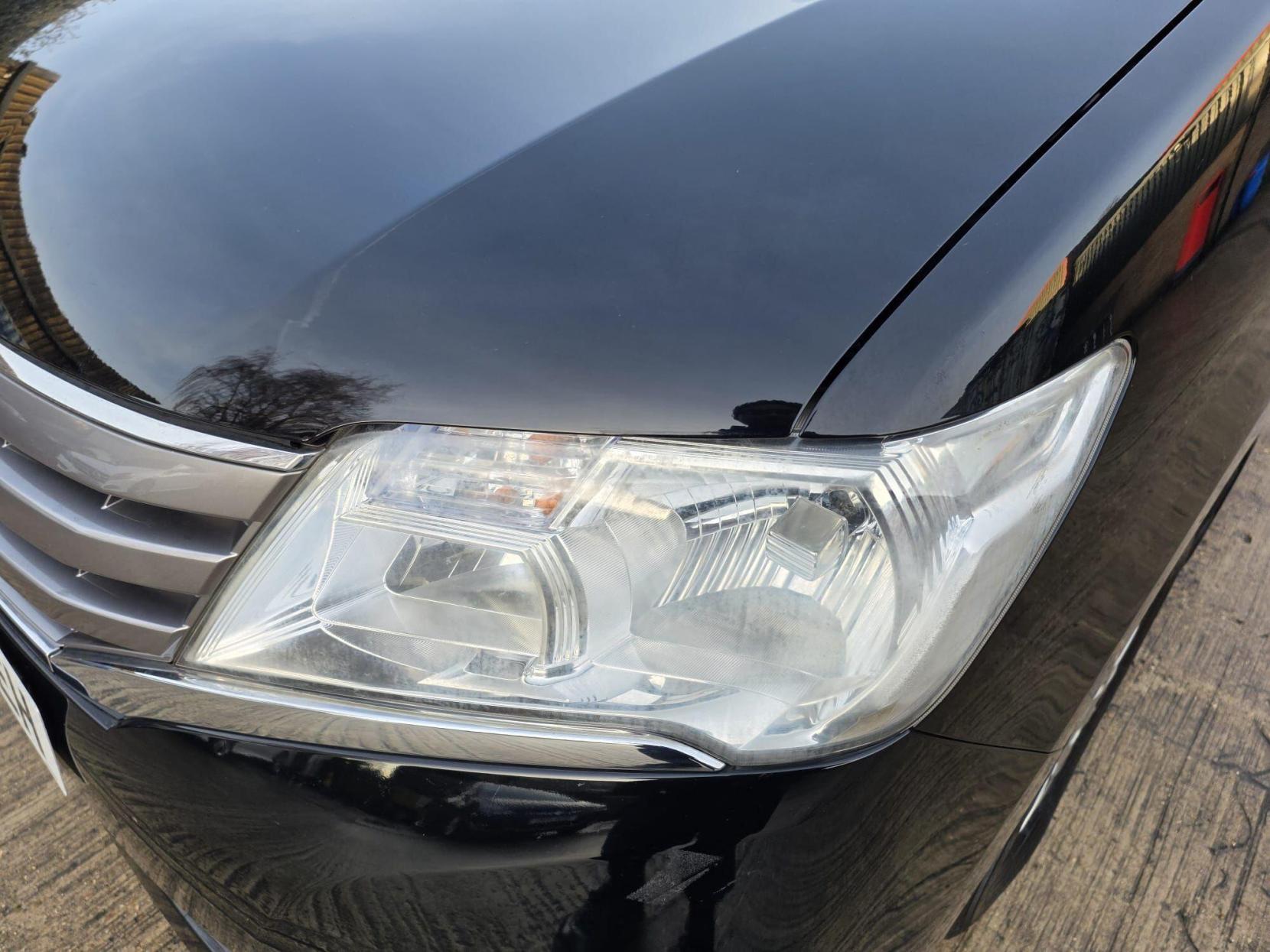 Nissan Serena 2.0 S-Hybrid 20X Highway Star Auto