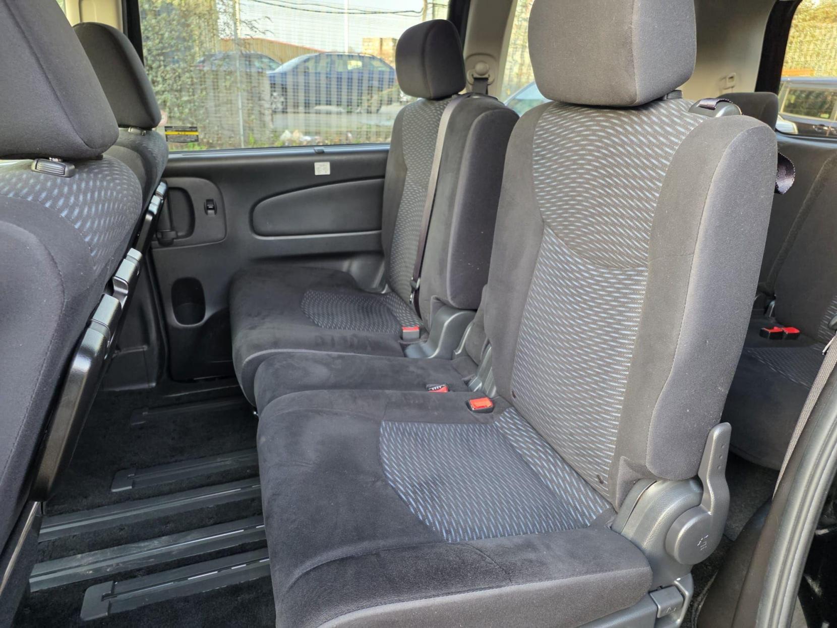 Nissan Serena 2.0 S-Hybrid 20X Highway Star Auto