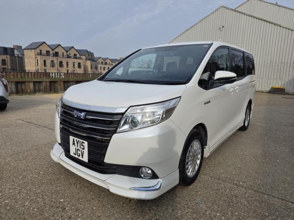 Toyota Noah 1.8L Hybrid G ZWR80
