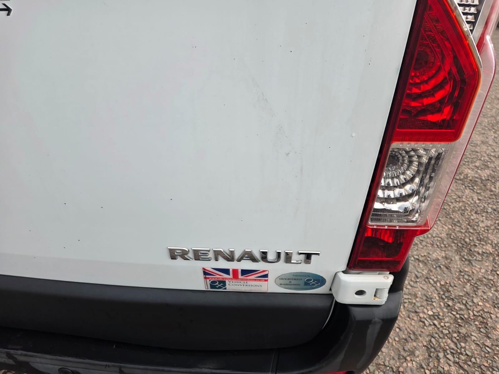 Renault Master 2.3 dCi ENERGY 35 eco2 Panel Van 5dr Diesel Manual FWD LWB High Roof Euro 5 (s/s) (100 ps)