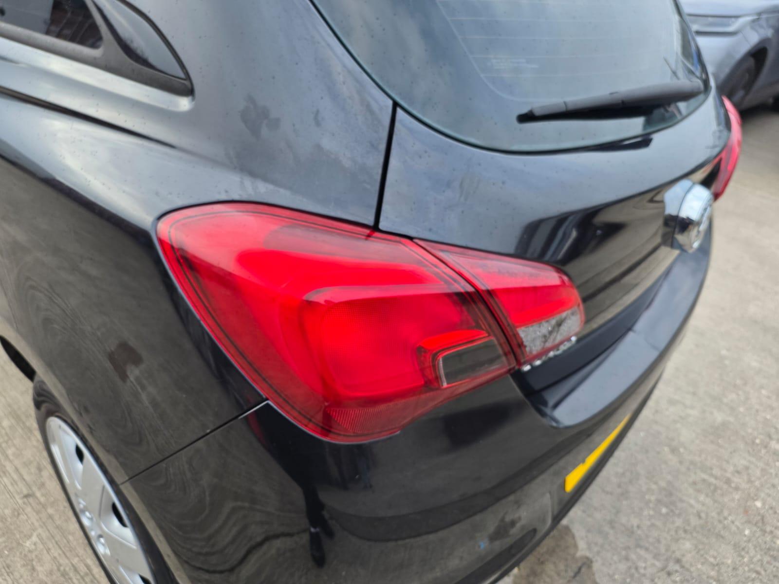 Vauxhall Corsa 1.2i Design Hatchback 3dr Petrol Manual Euro 6 (70 ps)