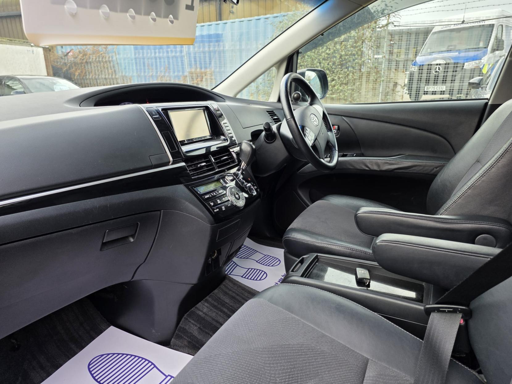 Toyota Estima Aeras G 2000